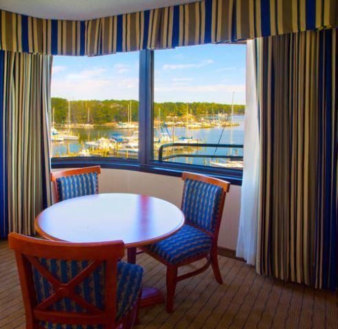 Отель Holiday Inn Solomons Conference Center & Marina