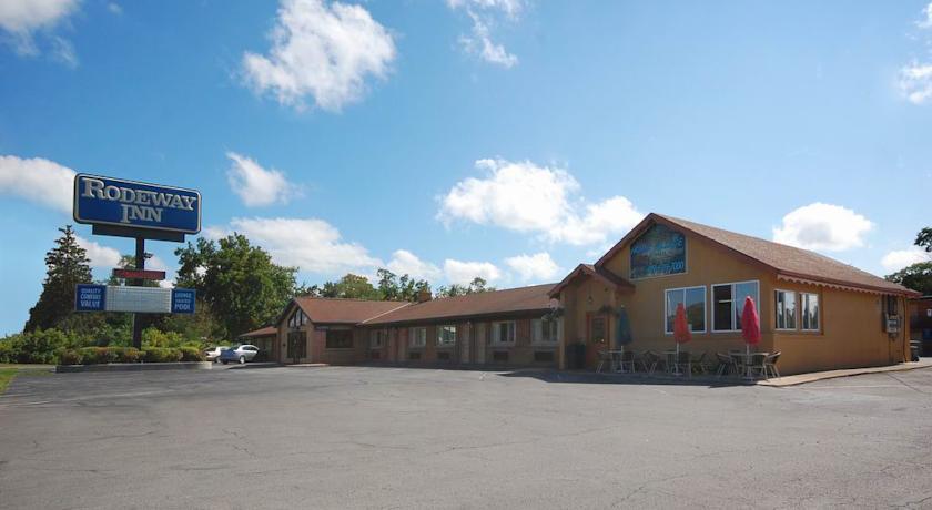 Отель Rodeway Inn South