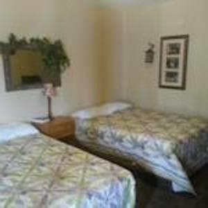 Taneycomo Lakefront Resort