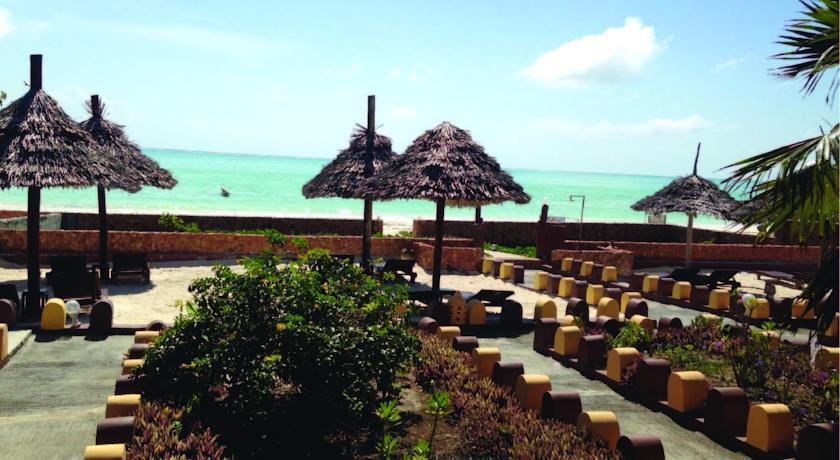 Отель Arabian Nights Hotel