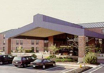 Отель Comfort Inn Cleveland Airport