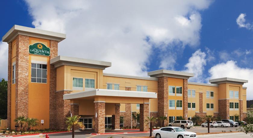 Отель La Quinta Inn and Suites Beeville