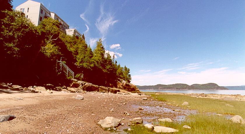 Отель Auberge de la Rivière Saguenay