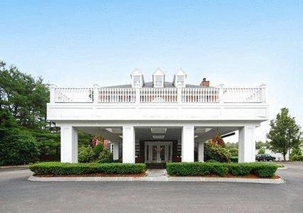 Отель Comfort Inn Boston / Rockland