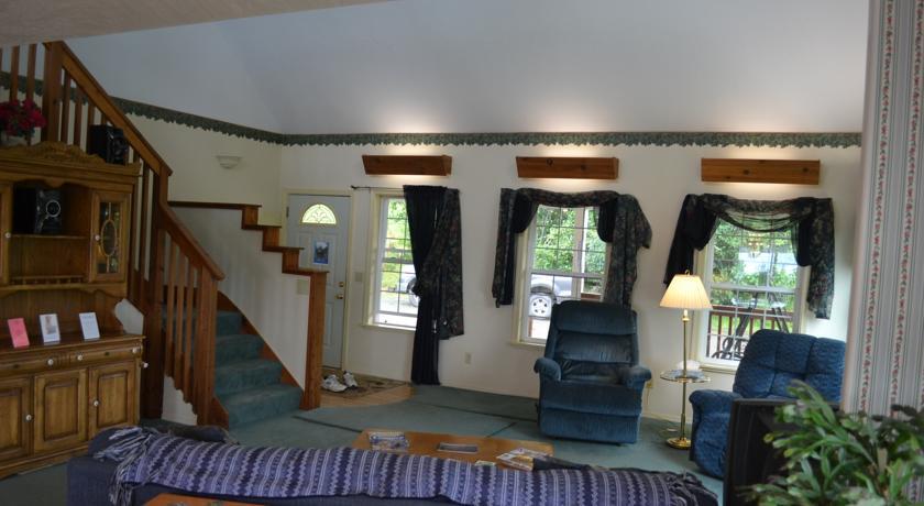 Апартаменты Pioneer Inn Guesthouse