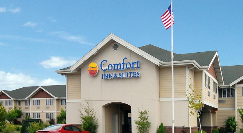 Отель Comfort Inn & Suites Bend