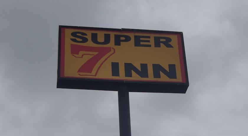 Отель Super 7 Inn