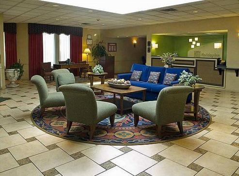 Отель Holiday Inn Buffalo International Airport