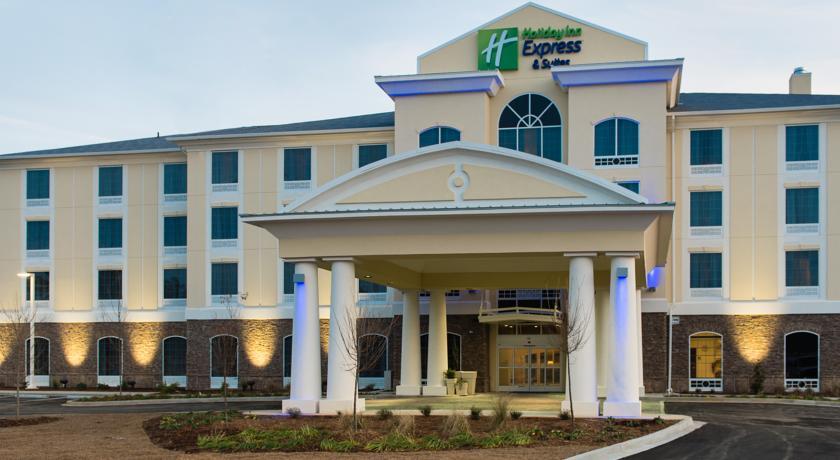 Отель Holiday Inn Express & Suites Aiken
