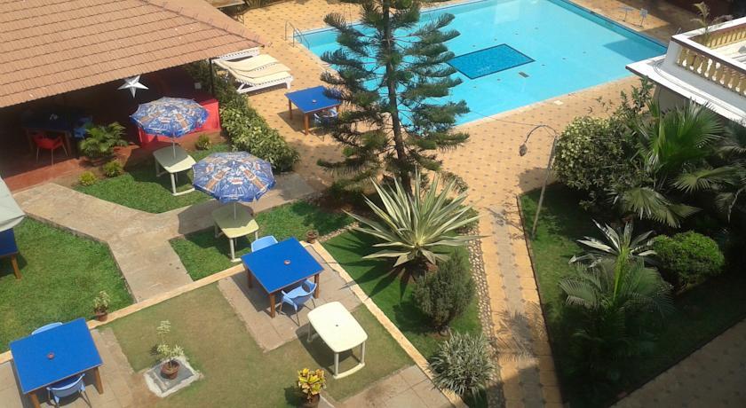 Отель Peninsula Beach Resort