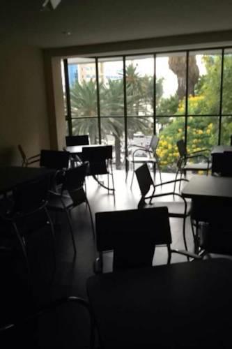 Отель Hotel Attridge