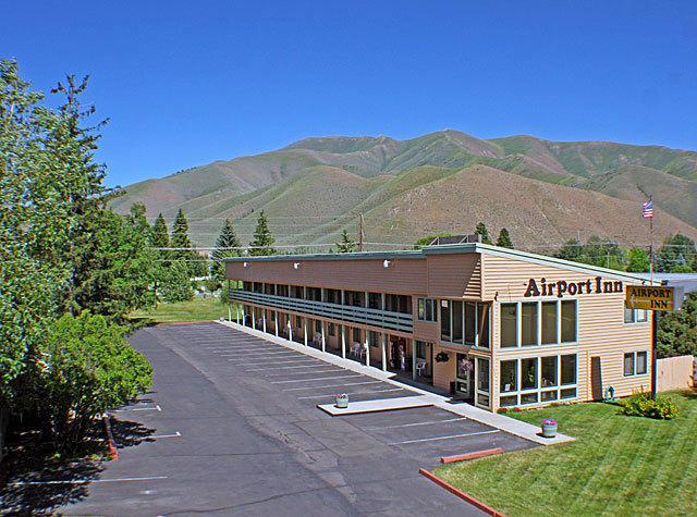 Отель Airport Inn