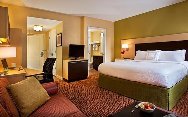Отель TownePlace Suites by Marriott Jackson Ridgeland/The Township at Colony Park