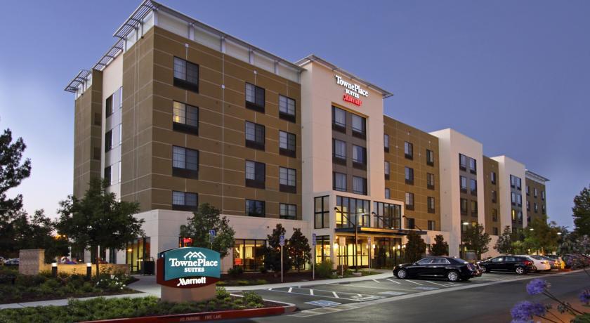 Отель TownePlace Suites San Jose Santa Clara