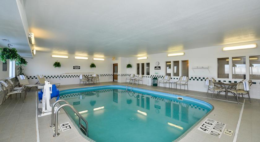Отель Comfort Suites - Sioux Falls