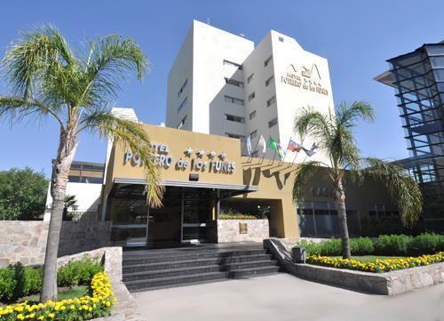 Отель Hotel Potrero De Los Funes