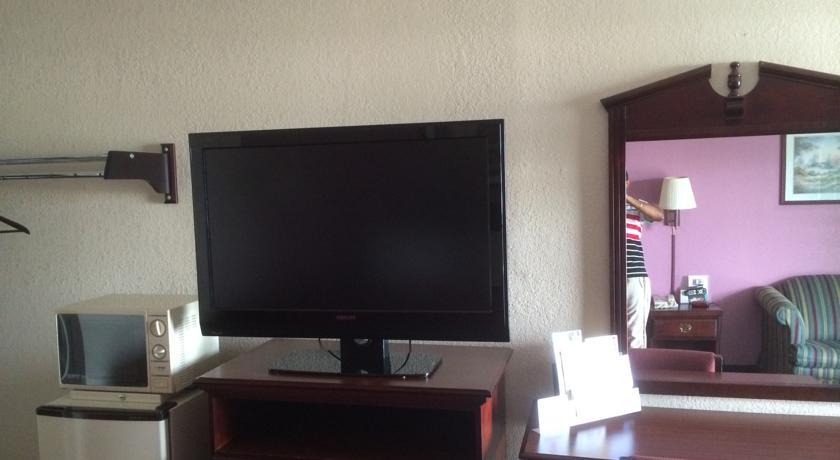 Отель America's Best Inn