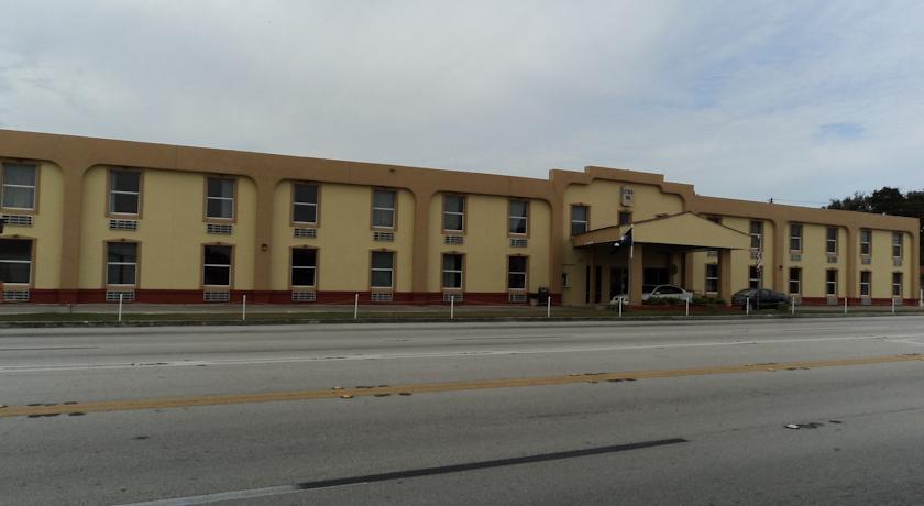 Отель Americas Best Value Inn Winter Haven