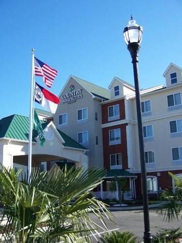 Отель Country Inn & Suites Wilson