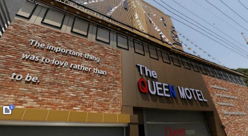 Queen Motel