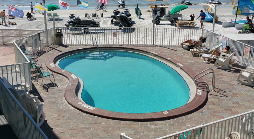 Отель Pierview Hotel and Suites