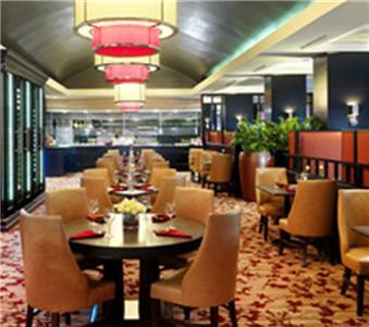 Отель Sheraton Suites Wilmington Downtown
