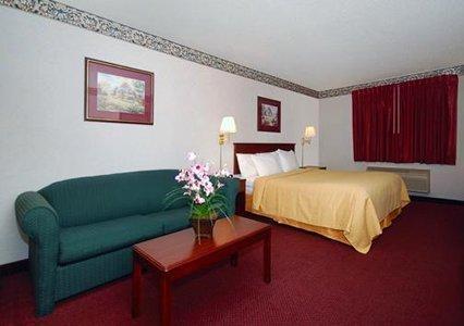 Отель Quality Inn & Suites Brooks