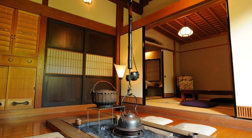 Отель Ryotei Ryokan Yasui