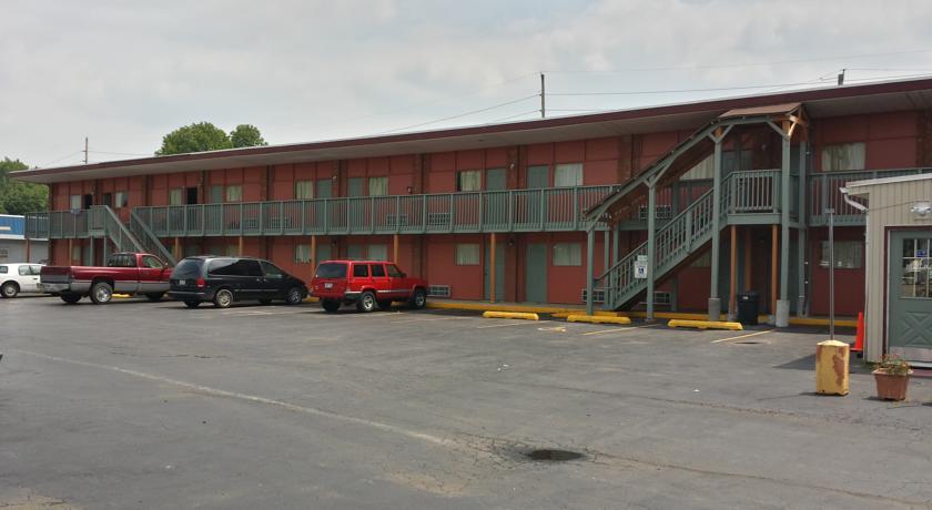 Отель Trailway Motel - Fairview Heights