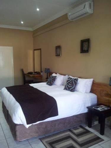 Отель Destiny Country Lodge