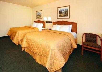 Отель Comfort Inn & Suites Tualatin