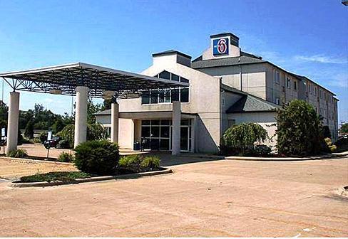 Отель Motel 6 Cleveland - Medina
