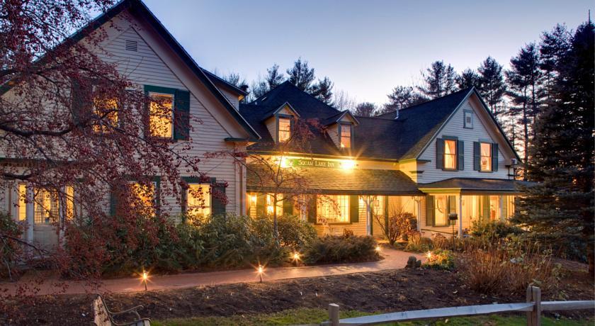 Мини-отель Squam Lake Inn