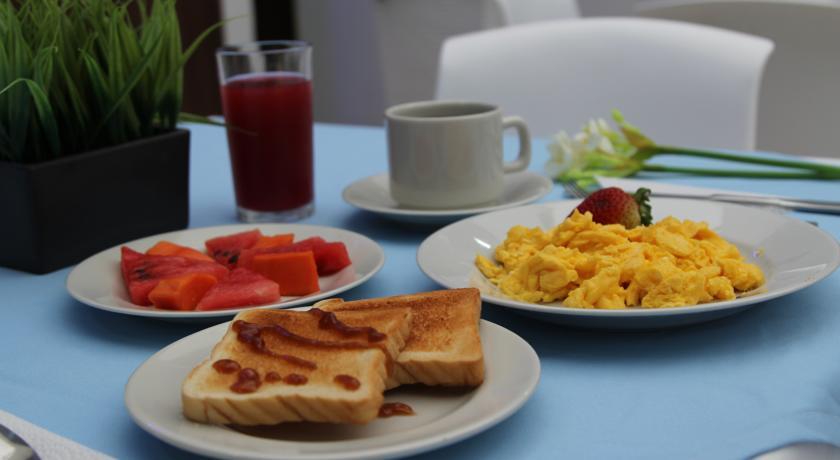 Azuán Suites Hotel