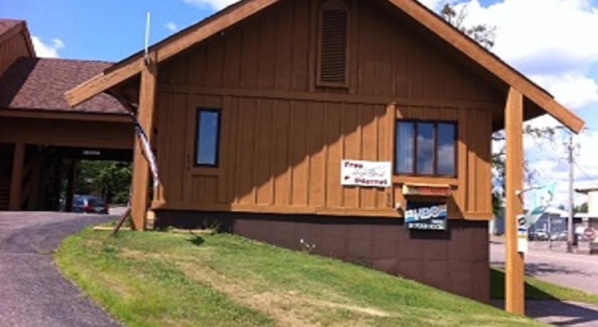 Отель Timber Inn Motel