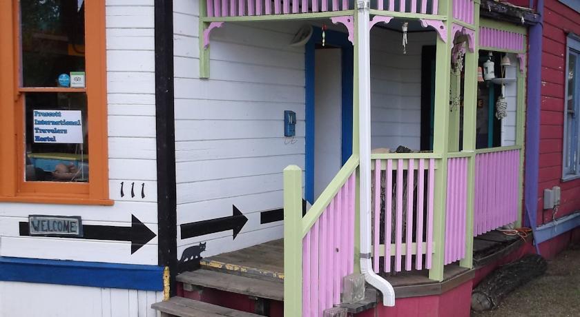 Хостел Prescott International Travelers Hostel