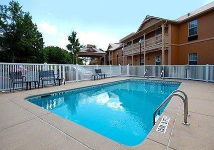 Отель Comfort Inn & Suites Birmingham