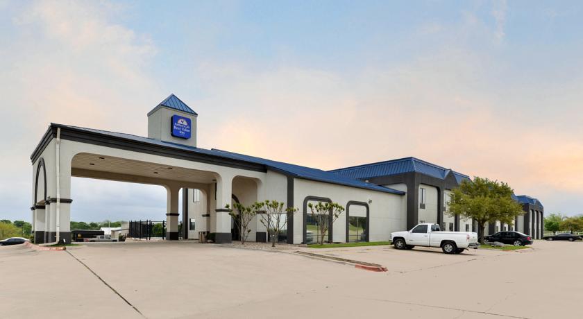 Отель America's Best Value Inn & Suites