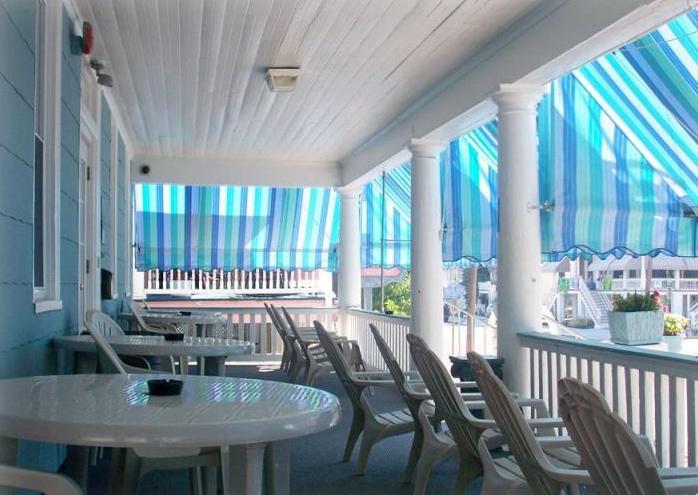 Отель Ocean Breeze Hotel