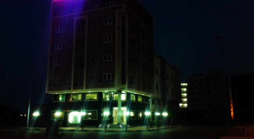 Отель Hotel L'Aéroport