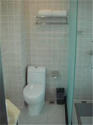 Отель Fairyland Hotel Minhang Road