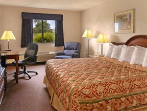 Отель Baymont Inn & Suites Howell