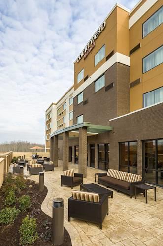 Отель Courtyard by Marriott Stafford Quantico