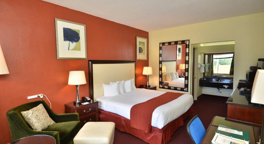 Отель Quality Inn - Boca Raton