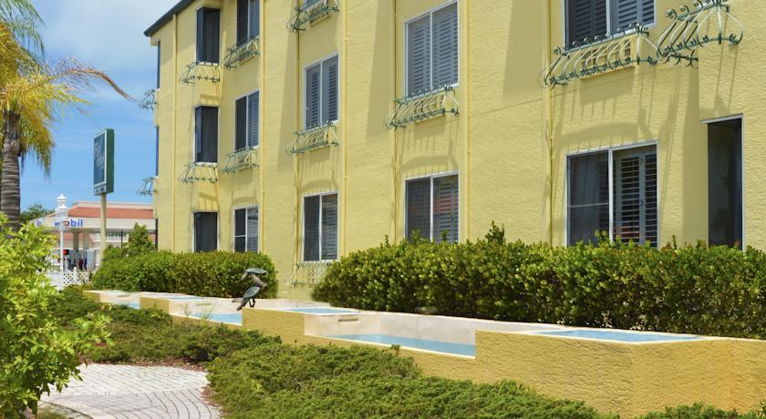 Отель Naples Park Central Hotel