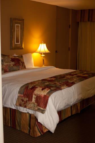 Отель Westlock Inn & Conference Centre