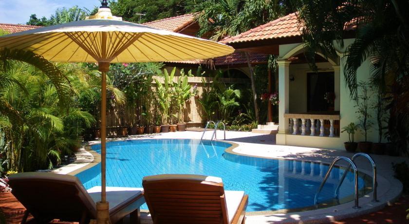 Coconut Paradise Holiday Villas