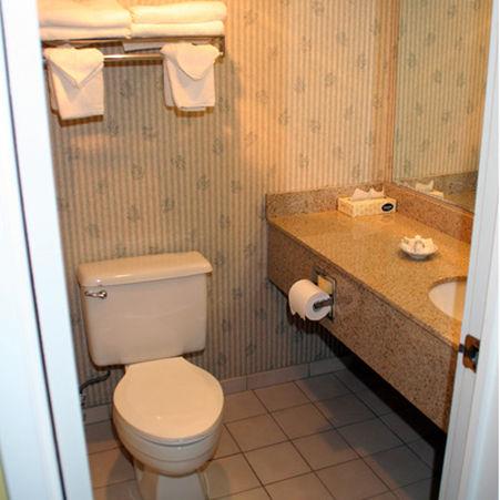 Отель Gull Wing Suites South Yarmouth