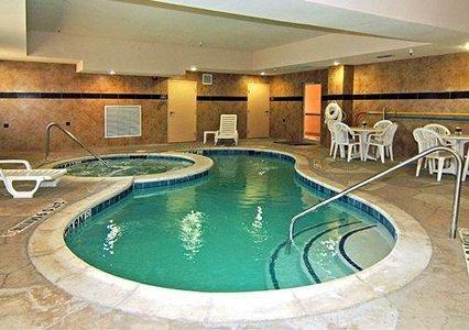 Отель Comfort Suites Plano