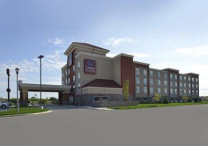 Отель Comfort Suites Minot